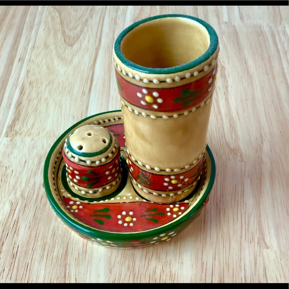 Super cute tequila set.
